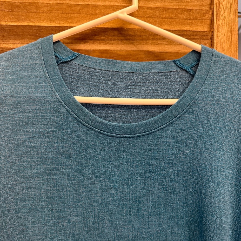 Lululemon quick dry workout shirt. XXL in used but good condition. Older version